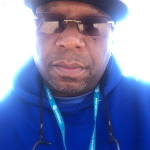 Meet your Posher, Dean